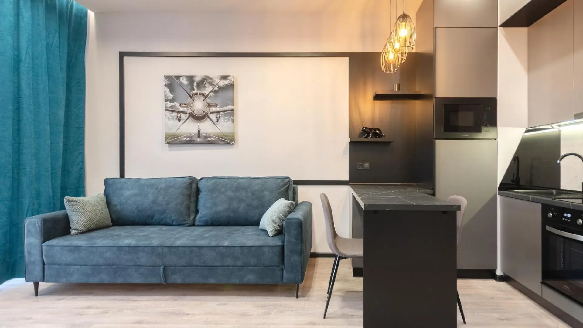 Petrovdom Apartments 12-131A In Rc Yaroslaviv Grad , Bulvarno-Kudriavska 17B Kyjev