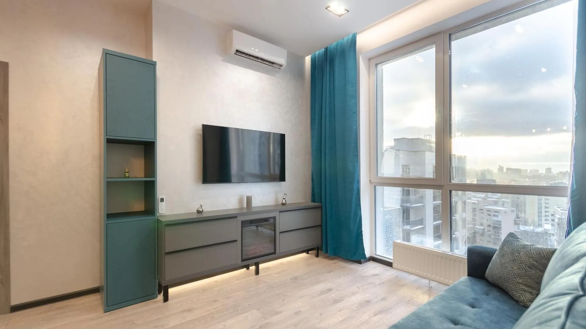 Petrovdom Apartments 12-131A In Rc Yaroslaviv Grad , Bulvarno-Kudriavska 17B Kyjev