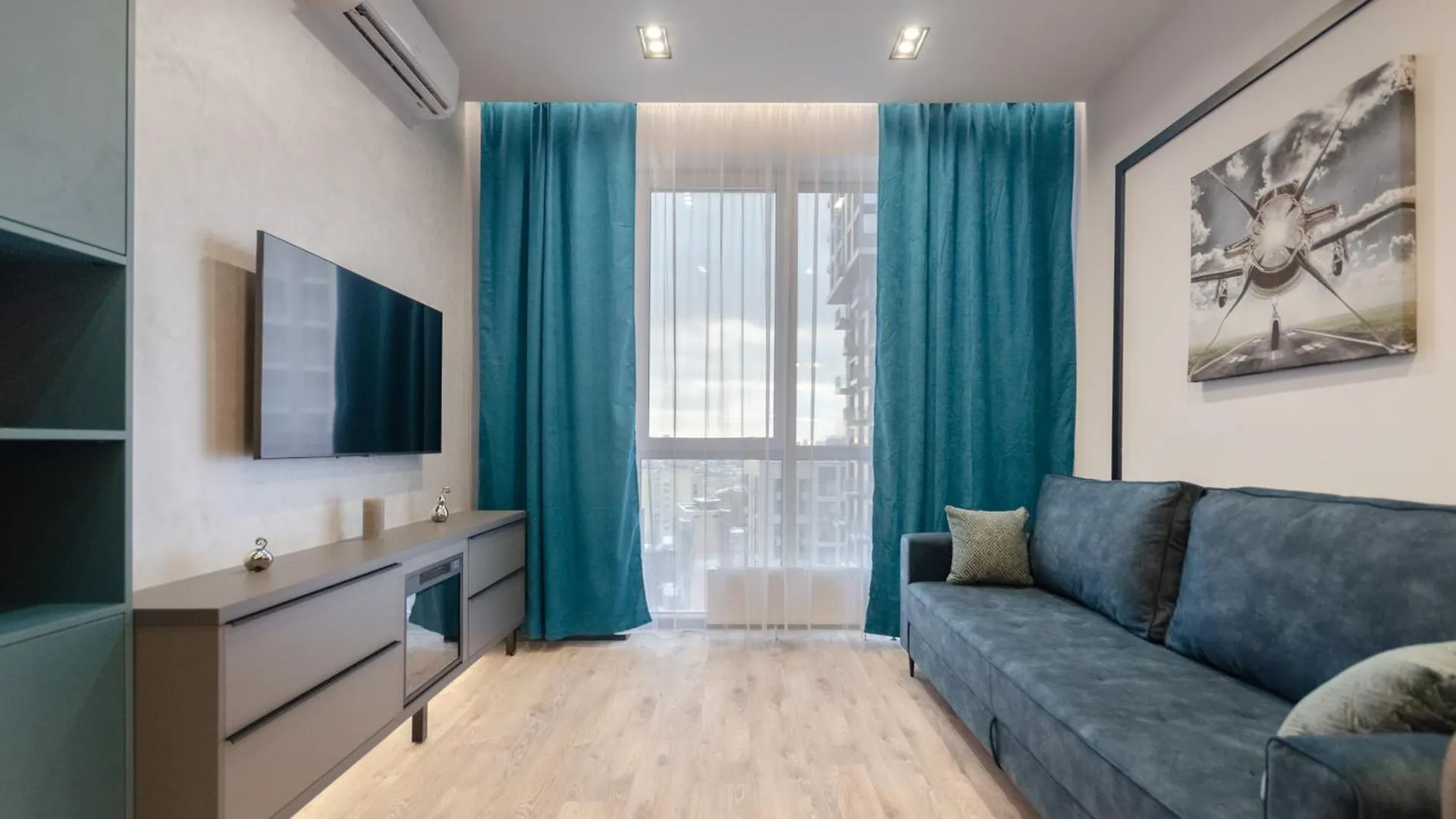 Petrovdom Apartments 12-131A In Rc Yaroslaviv Grad , Bulvarno-Kudriavska 17B 基輔