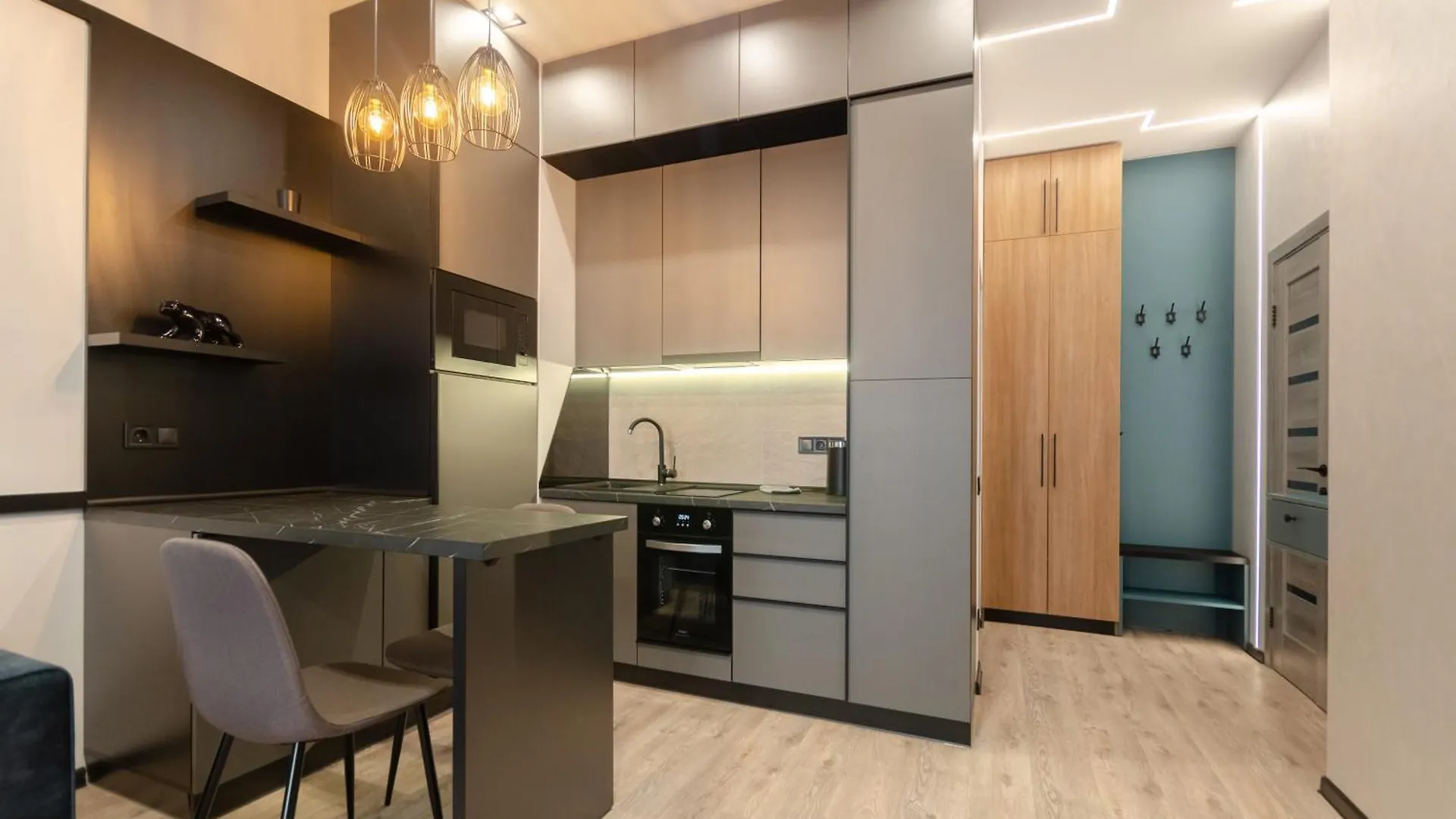 Petrovdom Apartments 12-131A In Rc Yaroslaviv Grad , Bulvarno-Kudriavska 17B 基輔 乌克兰